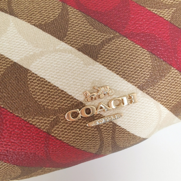 Coach Nora Kisslock Card Case - Picture 6 of 7